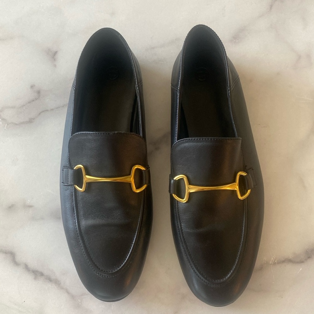 Black leather loafer Size 39